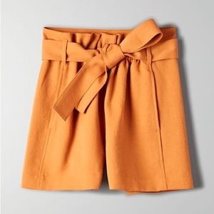 Aritzia Wilfred Gelas paper bag high-waisted shorts, size 6, mustard
